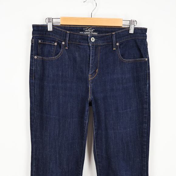 Levi's Women's 12M Demi Curve Classic Straight Leg Dark Wash Size 12 - Picture 2 of 6